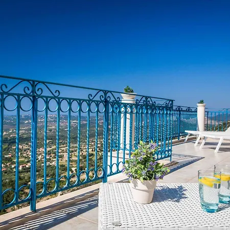 Emerald Βλαχάτα